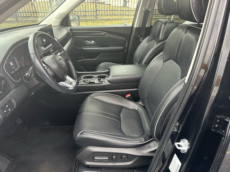 Honda Pilot Elite AWD 2023