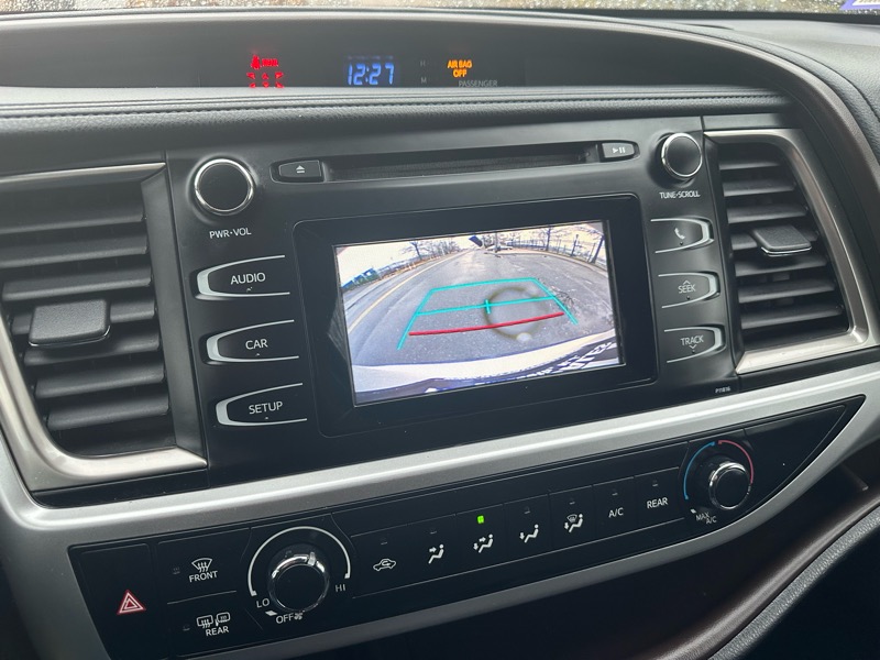 Toyota Highlander LE 2019