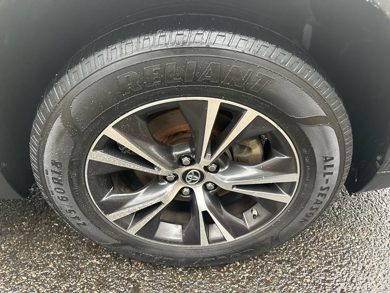 Toyota Highlander LE 2019