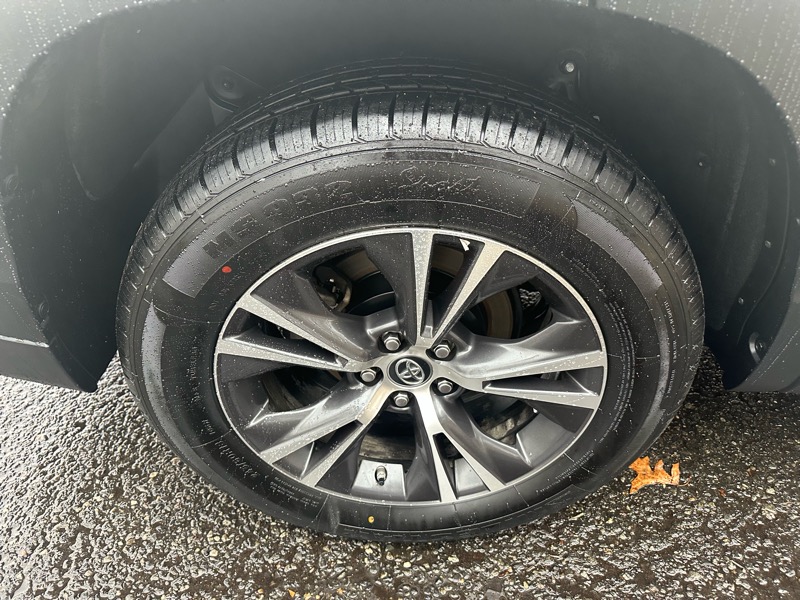 Toyota Highlander LE 2019