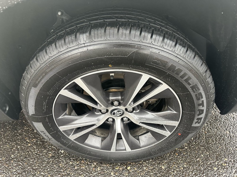 Toyota Highlander LE 2019