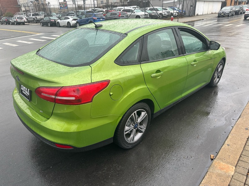 Ford Focus SE Sedan 2018