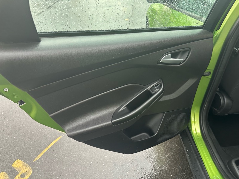 Ford Focus SE Sedan 2018