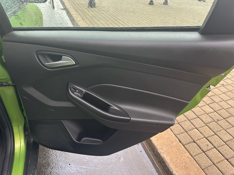 Ford Focus SE Sedan 2018