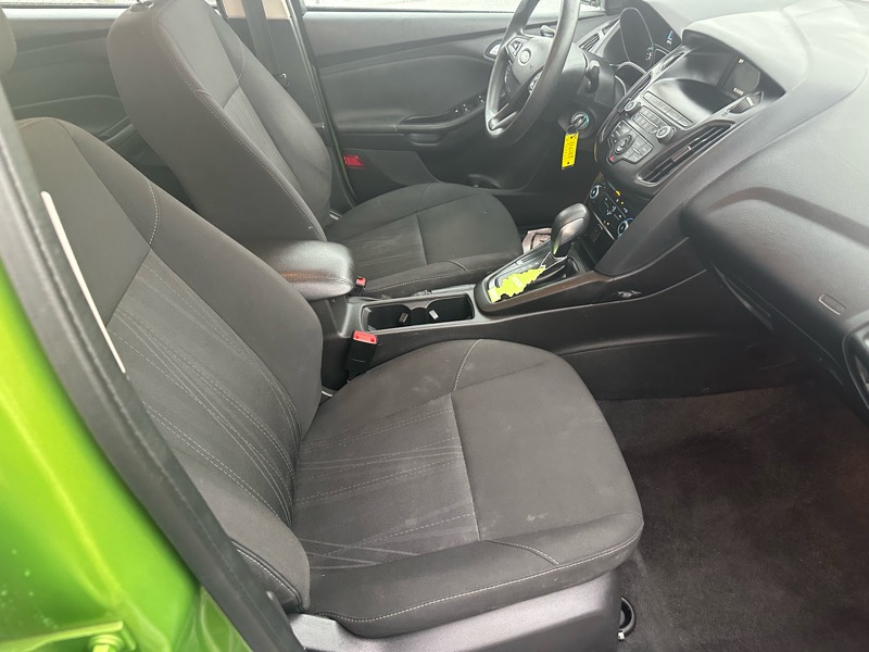 Ford Focus SE Sedan 2018