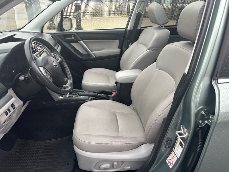 Subaru Forester 2.5i Touring 2015