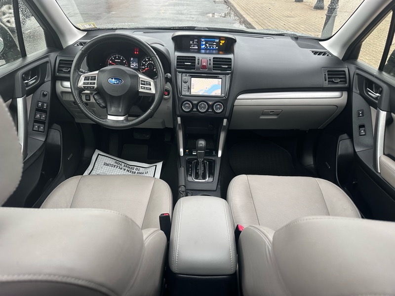 Subaru Forester 2.5i Touring 2015
