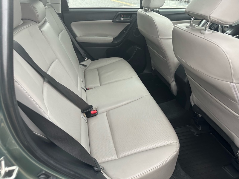 Subaru Forester 2.5i Touring 2015