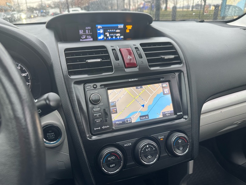 Subaru Forester 2.5i Touring 2015