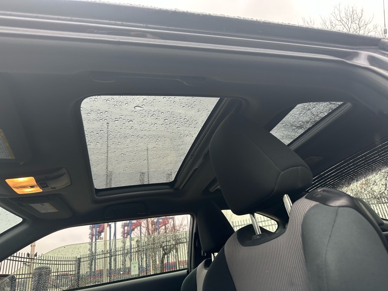 Scion tC Sports Coupe 6-Spd AT 2015