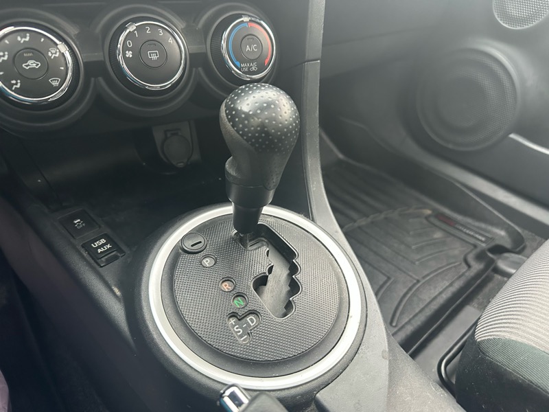 Scion tC Sports Coupe 6-Spd AT 2015