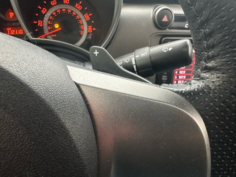 Scion tC Sports Coupe 6-Spd AT 2015