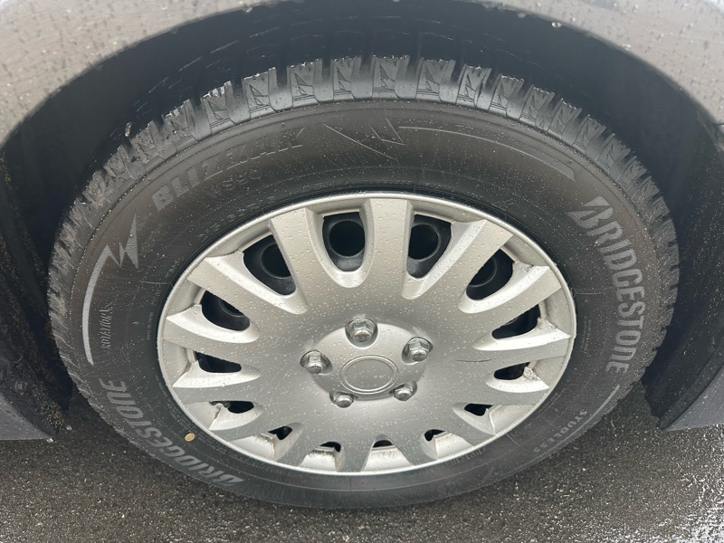 Scion tC Sports Coupe 6-Spd AT 2015