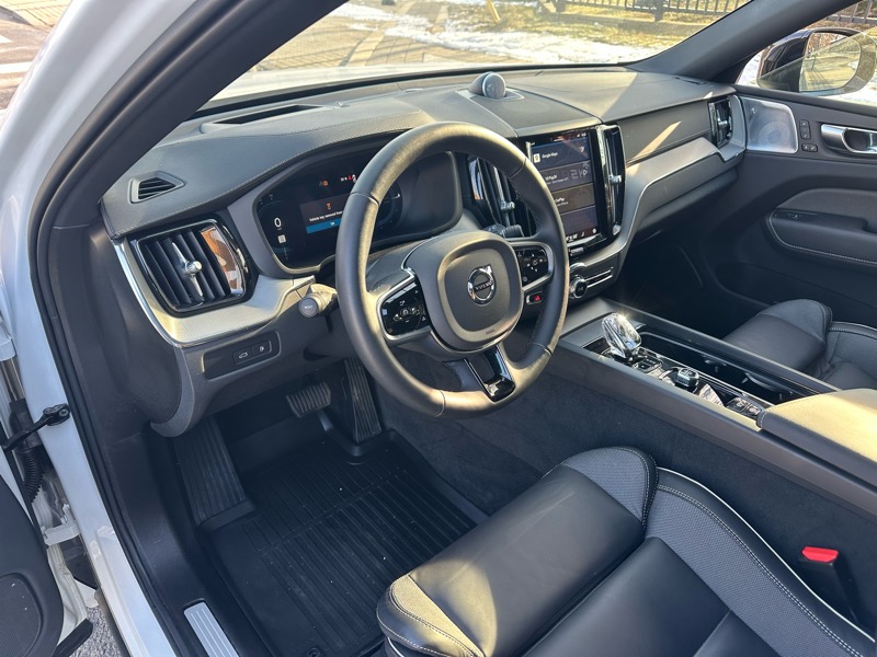 Volvo XC60 T8 Polestar Engineered AWD 2025