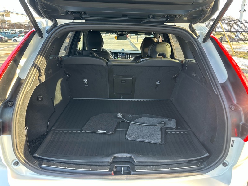 Volvo XC60 T8 Polestar Engineered AWD 2025