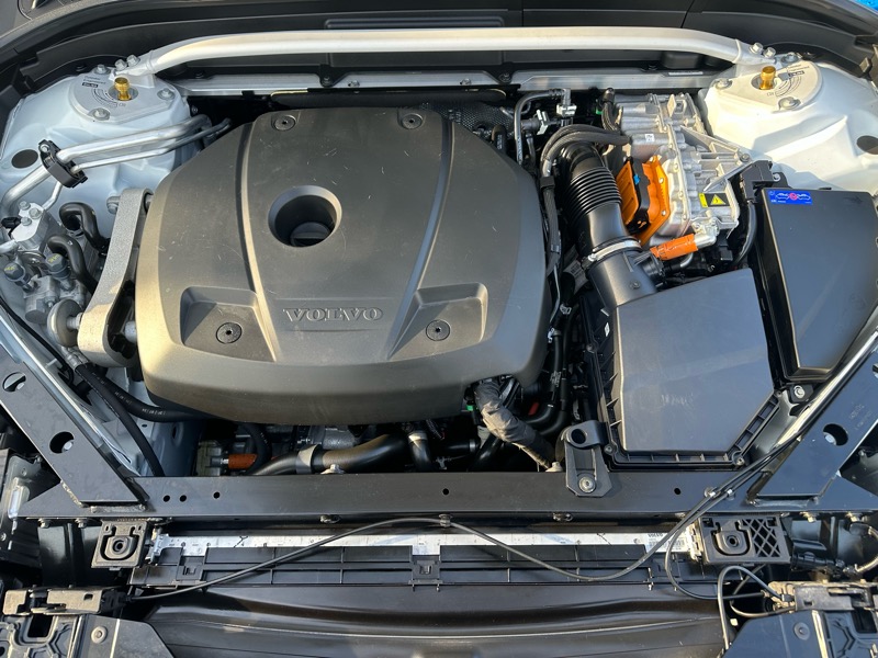 Volvo XC60 T8 Polestar Engineered AWD 2025