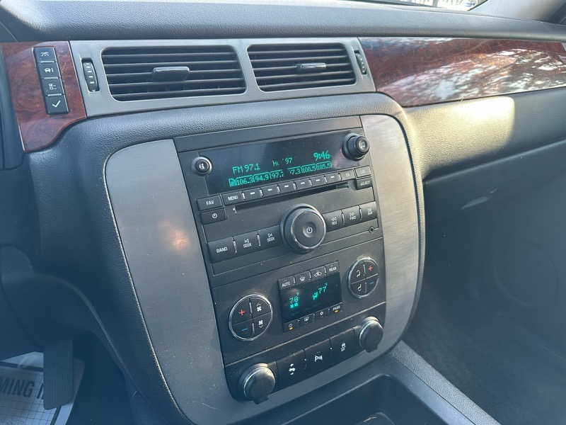 GMC Yukon SLT 4WD 2014