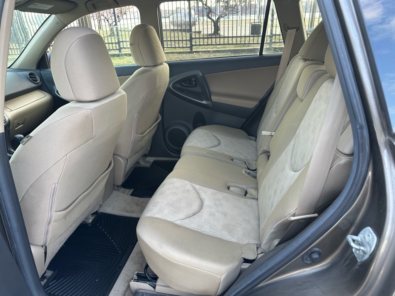 Toyota RAV4 4WD 2012