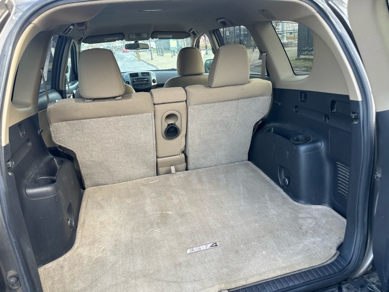 Toyota RAV4 4WD 2012