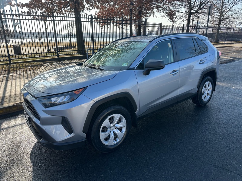 2019 Toyota RAV4 LE AWD