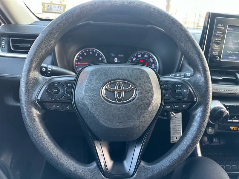 Toyota RAV4 LE AWD 2019