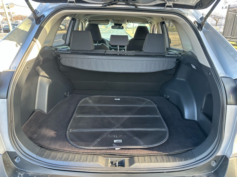 Toyota RAV4 LE AWD 2019