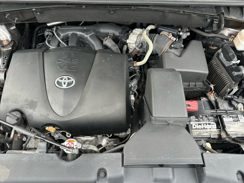 Toyota Highlander XLE AWD V6 2019