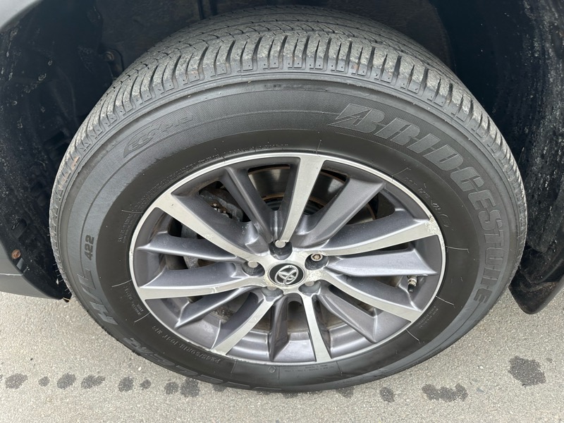 Toyota Highlander XLE AWD V6 2019