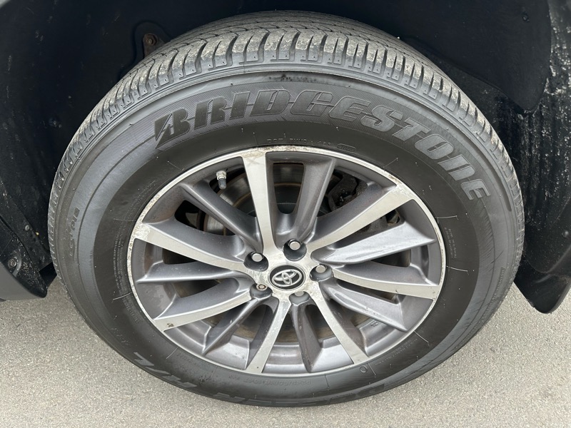 Toyota Highlander XLE AWD V6 2019