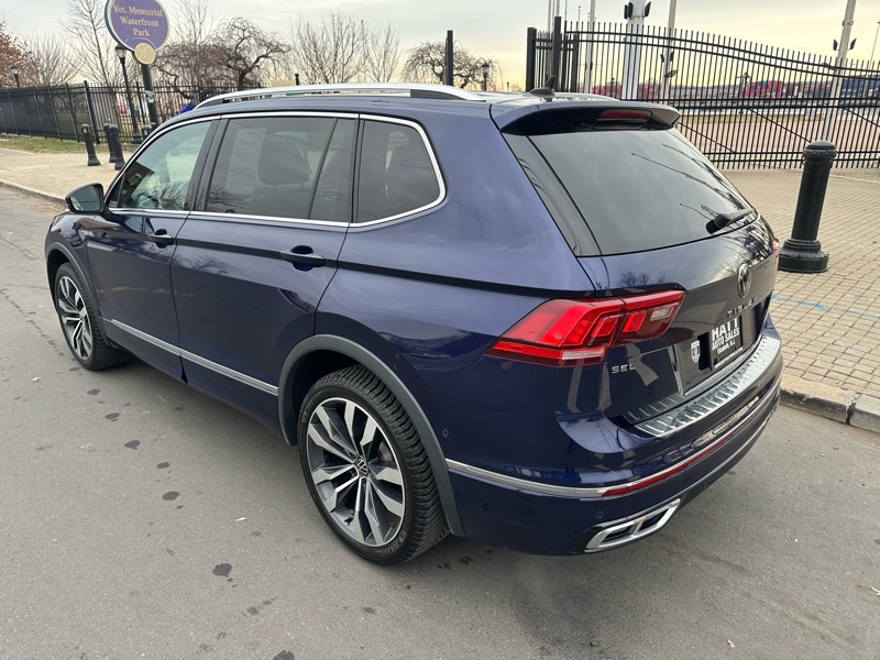 Volkswagen Tiguan SEL R-Line 4MOTION 2022