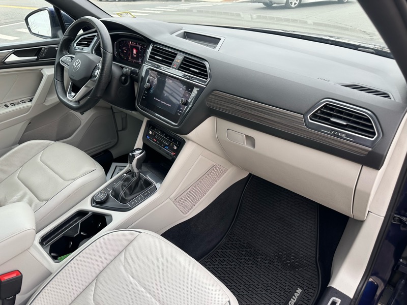 Volkswagen Tiguan SEL R-Line 4MOTION 2022