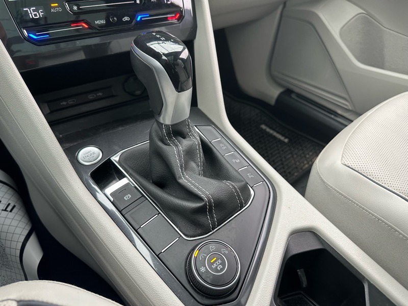 Volkswagen Tiguan SEL R-Line 4MOTION 2022