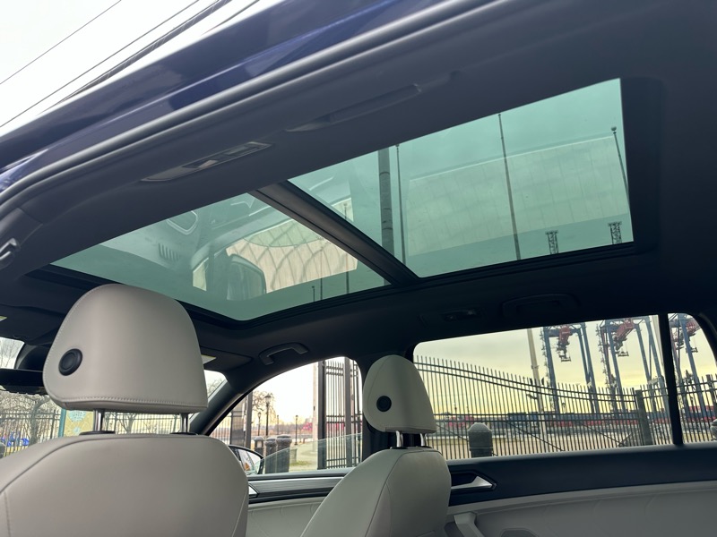 Volkswagen Tiguan SEL R-Line 4MOTION 2022