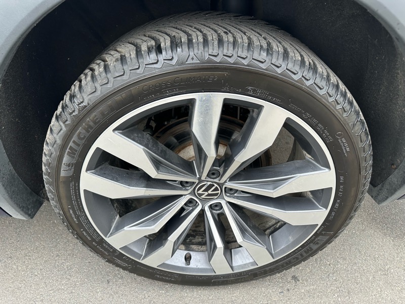 Volkswagen Tiguan SEL R-Line 4MOTION 2022