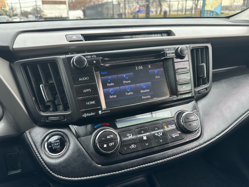 Toyota RAV4 XLE AWD 2018