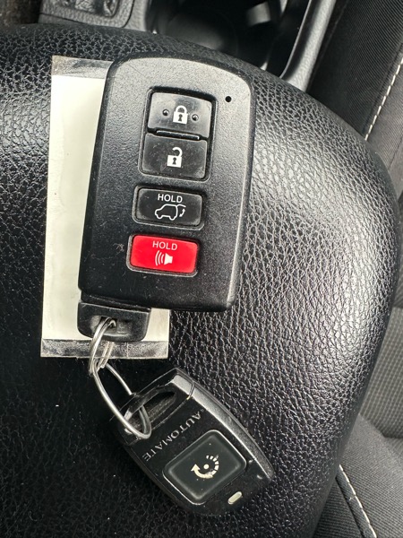 Toyota RAV4 XLE AWD 2018