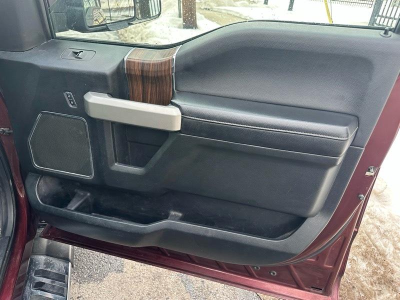 Ford F-150 Lariat SuperCrew 5.5-ft. Bed 4WD 2016