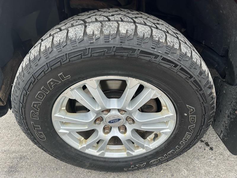 Ford F-150 Lariat SuperCrew 5.5-ft. Bed 4WD 2016