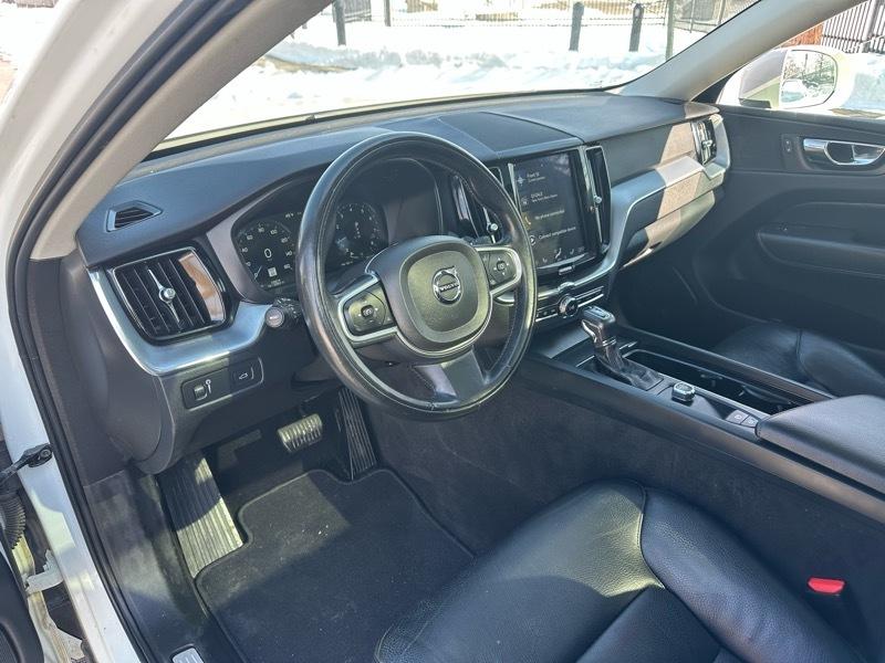 Volvo XC60 T5 Momentum AWD 2018