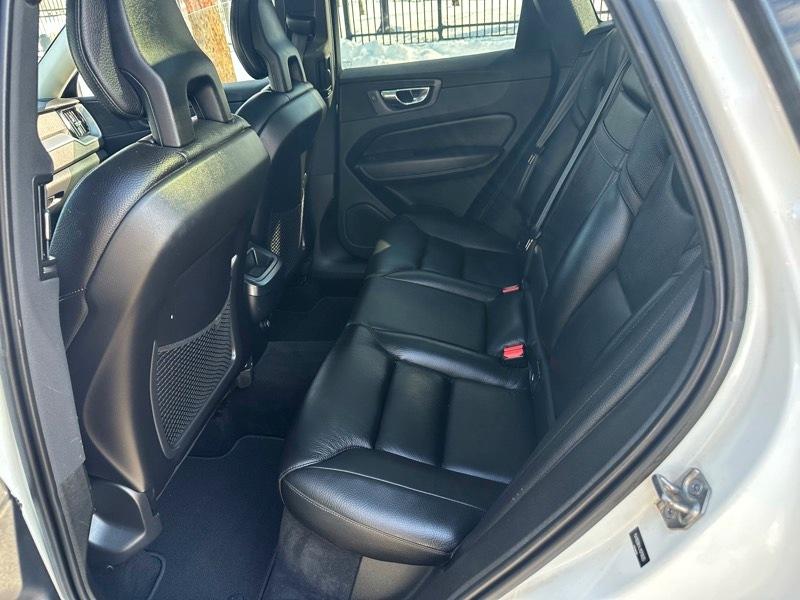 Volvo XC60 T5 Momentum AWD 2018