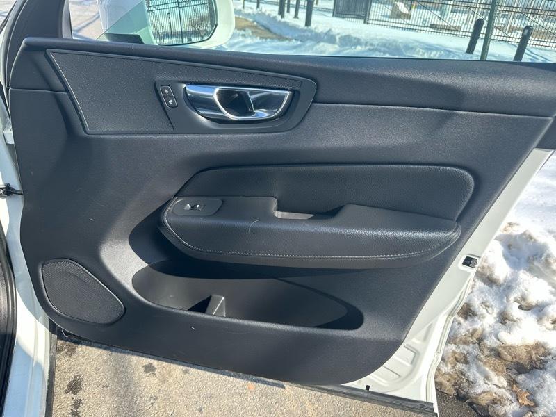 Volvo XC60 T5 Momentum AWD 2018