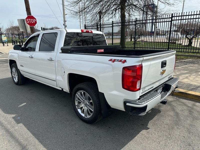 Chevrolet Silverado 1500 High Country Crew Cab Short Box 4WD 2018