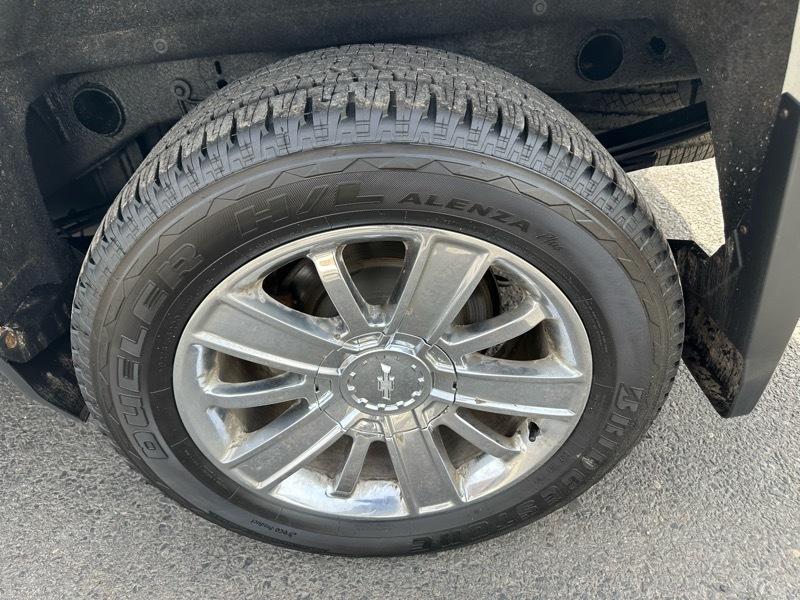 Chevrolet Silverado 1500 High Country Crew Cab Short Box 4WD 2018