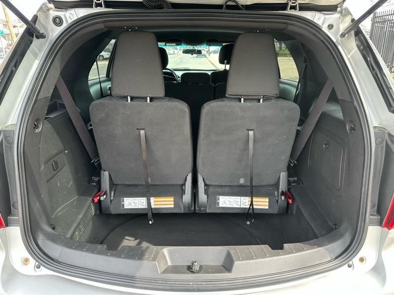 Ford Explorer XLT 4WD 2013