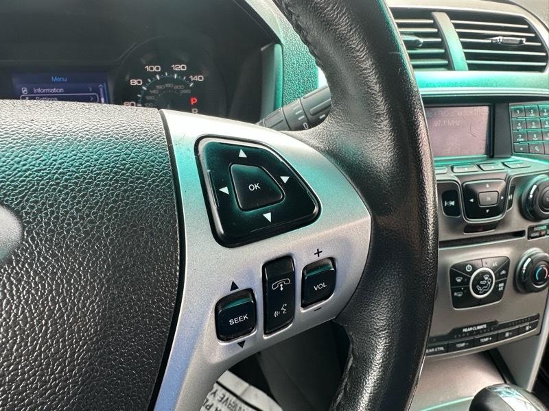 Ford Explorer XLT 4WD 2013