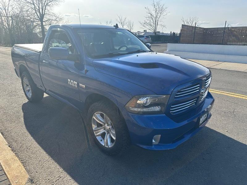 RAM 1500 SPORT SWB 4WD 2017