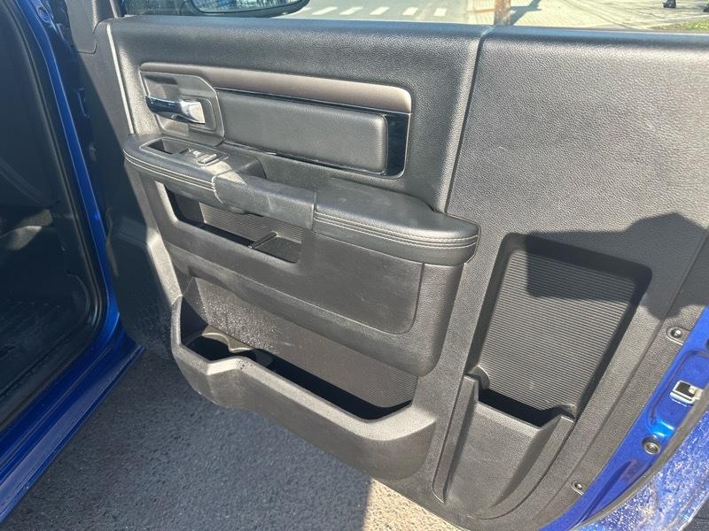 RAM 1500 SPORT SWB 4WD 2017