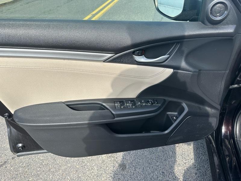 Honda Civic EX-T Sedan CVT 2016