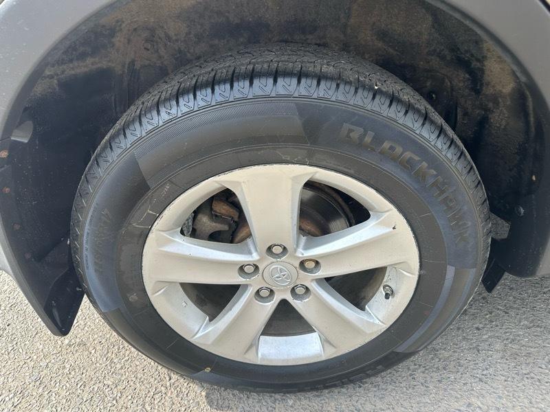 Toyota RAV4 XLE AWD 2013