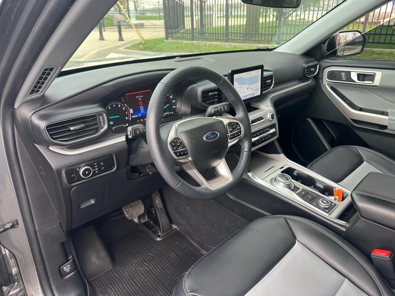 Ford Explorer XLT AWD 2023